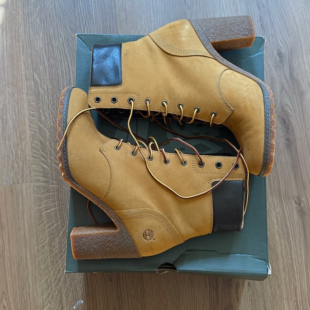 Timberland Honey Brown Lace-Up Ankle Boots